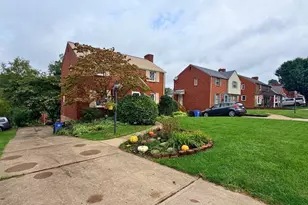 5360 Orchard Hill Dr, Pittsburgh, PA 15236 - Photo 2