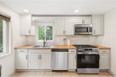 3949 Meadowbrook Blvd, Pittsburgh, PA 15227 - Photo 24