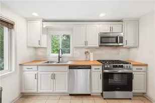 3949 Meadowbrook Blvd, Pittsburgh, PA 15227 - Photo 24