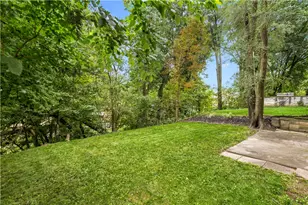 3949 Meadowbrook Blvd, Pittsburgh, PA 15227 - Photo 42