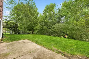 3949 Meadowbrook Blvd, Pittsburgh, PA 15227 - Photo 40