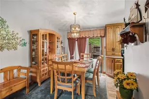 6119 Chatham Dr, Hopewell Township, PA 15001 - Photo 6