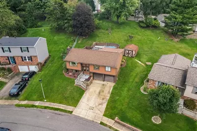 6119 Chatham Dr, Hopewell Township, PA 15001 - Photo 2