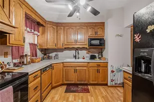6119 Chatham Dr, Hopewell Township, PA 15001 - Photo 8