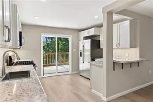 2208 Lehigh St, Pittsburgh, PA 15218 - Photo 14