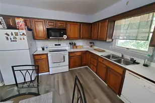 304 McCombs Cir, Union Township, PA 16101 - Photo 6