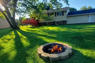 304 McCombs Cir, Union Township, PA 16101 - Photo 2