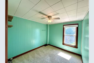 136 E Sheridan Ave, New Castle, PA 16105 - Photo 26