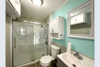 136 E Sheridan Ave, New Castle, PA 16105 - Photo 16