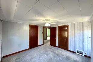 136 E Sheridan Ave, New Castle, PA 16105 - Photo 20