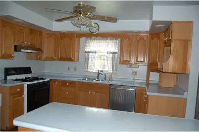 845 Charles St, Carnegie, PA 15106 - Photo 12