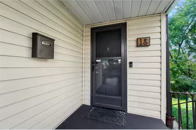 18 Charlton St, Pittsburgh, PA 15205 - Photo 2
