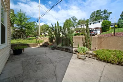 18 Charlton St, Pittsburgh, PA 15205 - Photo 40