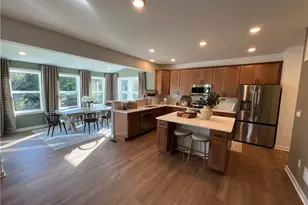 111 Silver Ridge Dr, Cecil, PA 15057 - Photo 8