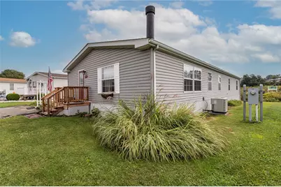 282 Tee  Dr, East Huntington, PA 15688 - Photo 8