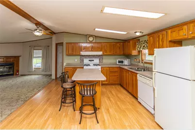 282 Tee  Dr, East Huntington, PA 15688 - Photo 12