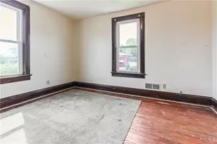 112 2nd Ave, New Eagle, PA 15067 - Photo 22