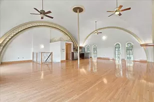 1 Pius St, Pittsburgh, PA 15203 - Photo 8