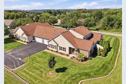 130 Waterford Court, Franklin Township, PA 16117 - Photo 2