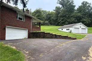 353 Slaughter Hollow Rd, Sewickley Township, PA 15642 - Photo 6