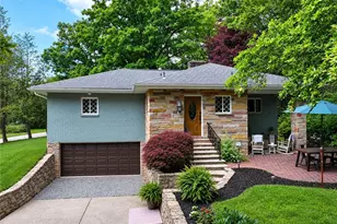 109 Oak Ridge Dr, Penn Township, PA 16002 - Photo 1