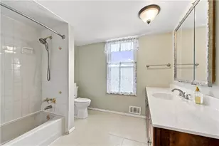 410 Center Ave, Carnegie, PA 15106 - Photo 24