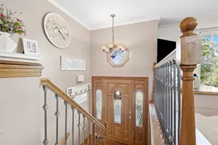5013 Windover Dr, Robinson Twp, PA 15205 - Photo 4