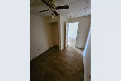 300 Longfellow, Vandergrift, PA 15690 - Photo 12