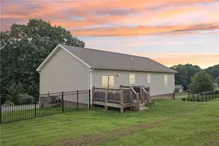 196 Weathervane Dr, Slippery Rock, PA 16057 - Photo 42