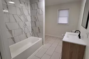 540 Junilla St, Pittsburgh, PA 15219 - Photo 10
