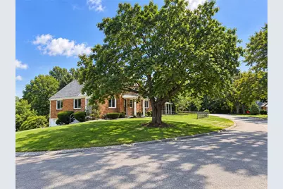 3306 Fieldcrest Drive, North Versailles, PA 15137 - Photo 4