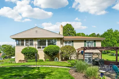 9102 Foxhunt, Pittsburgh, PA 15237 - Photo 4
