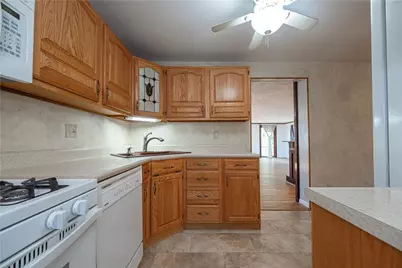 286 Southward Drive, Moon/Crescent Twp, PA 15108 - Photo 8