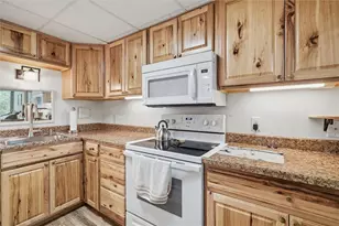 900 Washington Rd, Pittsburgh, PA 15228 - Photo 10