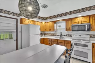 338 Brush Creek Rd, Hempfield Township, PA 15642 - Photo 14