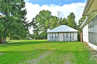 12 E Stewart Ave, Greenville Boro, PA 16125 - Photo 38