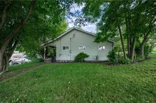 411 Harmony Rd, Baden, PA 15005 - Photo 18