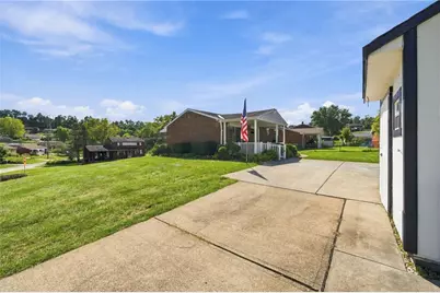 13971 Wayne Dr, North Huntingdon, PA 15642 - Photo 24