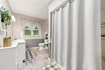 2140 Trout Island Rd, Hermitage, PA 16148 - Photo 14