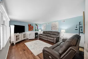 1219 Pleasant St, Raccoon Township, PA 15001 - Photo 4