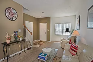 22 Elena Ave, Lower Burrell, PA 15068 - Photo 4