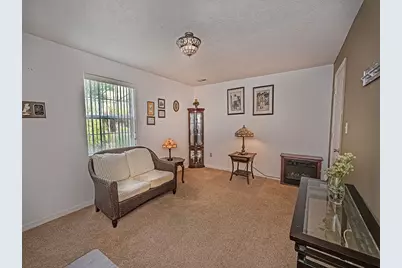 22 Elena Avenue, Lower Burrell, PA 15068 - Photo 14