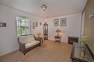 22 Elena Ave, Lower Burrell, PA 15068 - Photo 14