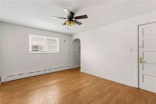 1506 Pennsylvania Ave, West Mifflin, PA 15122 - Photo 10