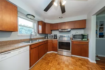 5421 Keenan Dr, Pittsburgh, PA 15236 - Photo 12