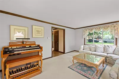 133 Druid Dr, Peters Township, PA 15317 - Photo 8