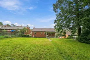 440 Meridan St, Duquesne, PA 15211 - Photo 18