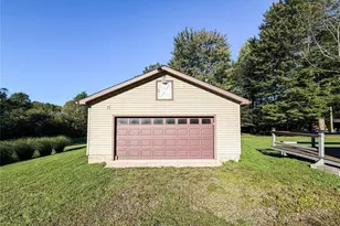 15307 Conaway Dr, Conneaut Twp, PA 16424 - Photo 2