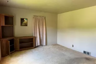 118 Moore Rd, Center Township, PA 16001 - Photo 6