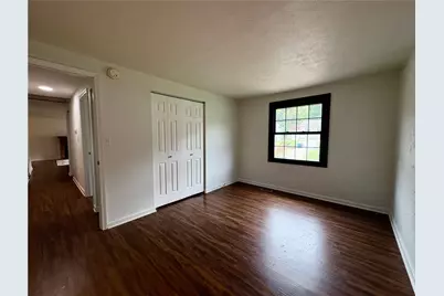 556 Catskill Dr, Pittsburgh, PA 15239 - Photo 10